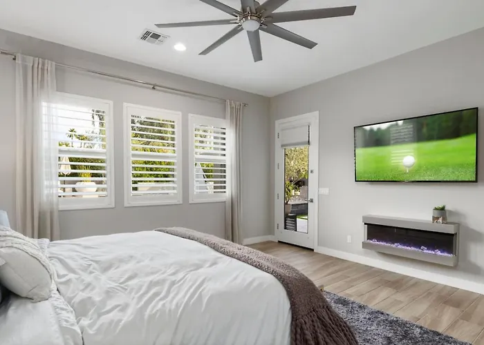 Elegant Getaway W Pool And Heating * Phoenix